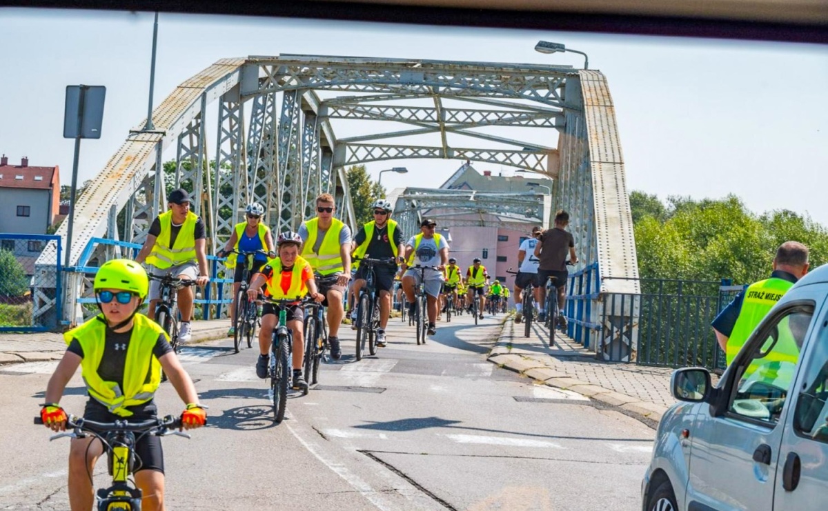 14 ofert na budowę Blue Velo w gminie Krzyżanowice. Najtańsza o blisko 6,7 mln zł niższa od budżetu [PRZEBIEG TRASY] - Serwis informacyjny z Raciborza - naszraciborz.pl