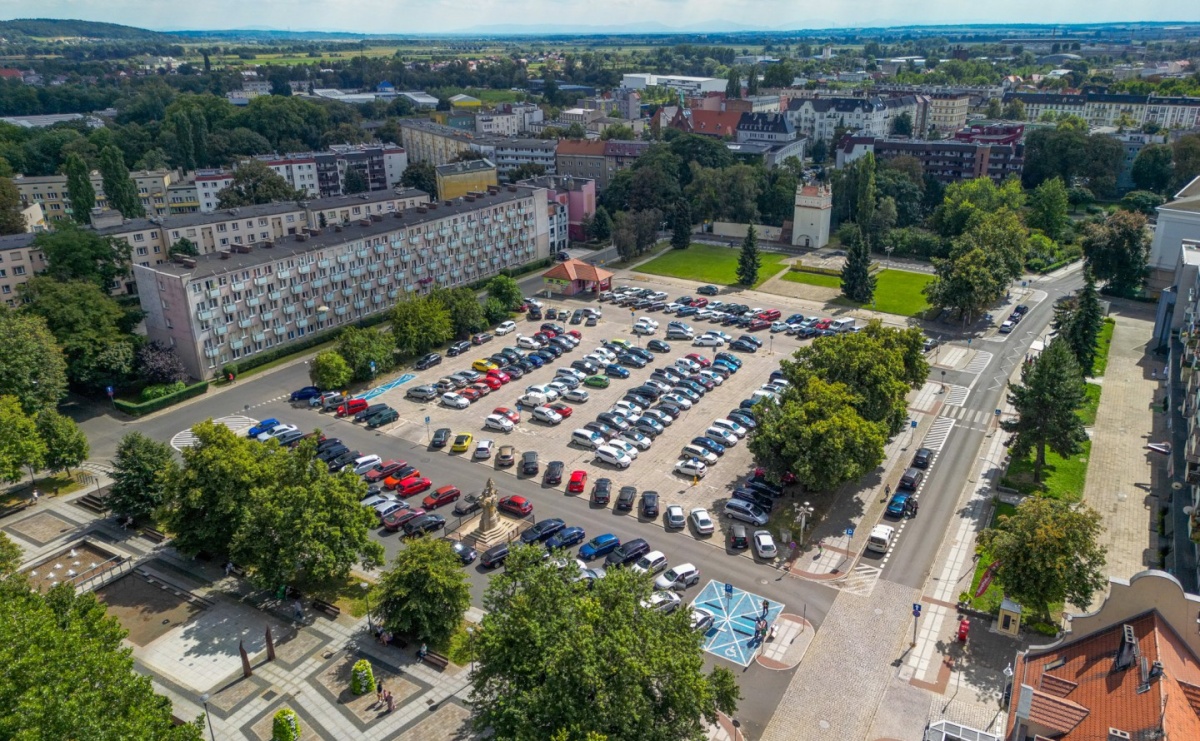 Shrinking city. Ambicje rozmijają się w Raciborzu z brutalną ekonomią [podsumowanie 2025] - Serwis informacyjny z Raciborza - naszraciborz.pl