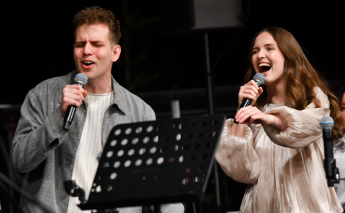 Koncert kolęd i pieśni Elżbiety i Andrzeja Biskupów powrócił do Raciborza [FOTO i WIDEO] - Serwis informacyjny z Raciborza - naszraciborz.pl