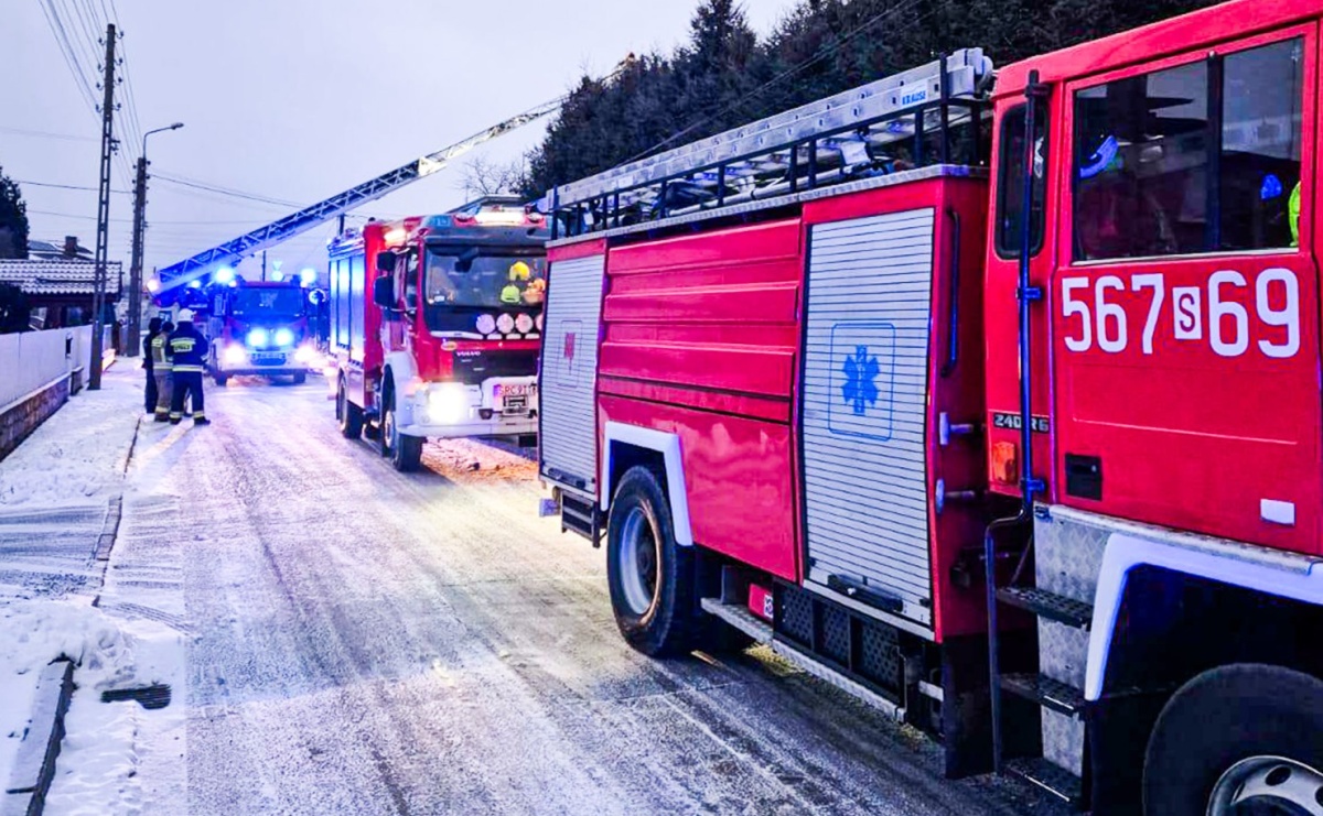 Seria interwencji straży pożarnej. Trzykrotne zgłoszenia pożaru sadzy w kominach jednego dnia - Serwis informacyjny z Raciborza - naszraciborz.pl