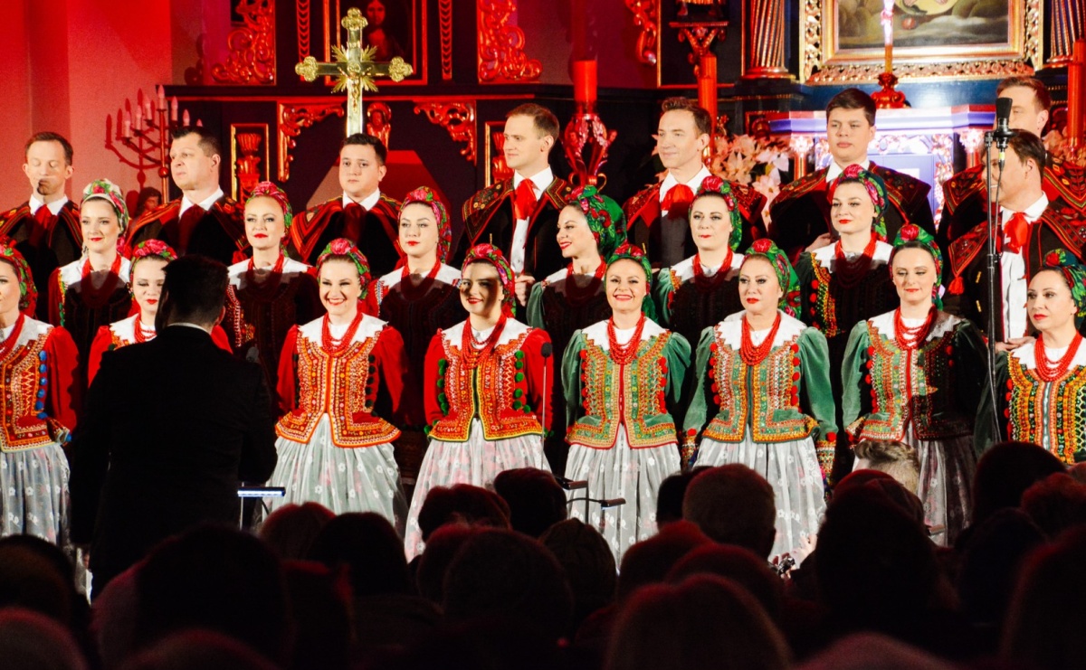 Cicha noc Zespołu Śląsk zabrzmiała w Raciborzu [FOTO i WIDEO] - Serwis informacyjny z Raciborza - naszraciborz.pl