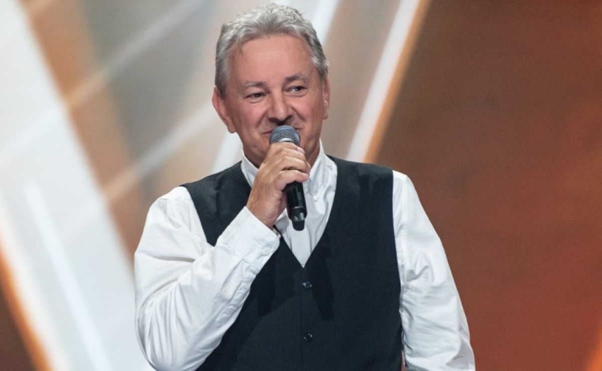 Raciborzanin na scenie The Voice Senior – Krzysztof Koziarski zachwyca jurorów - Serwis informacyjny z Raciborza - naszraciborz.pl