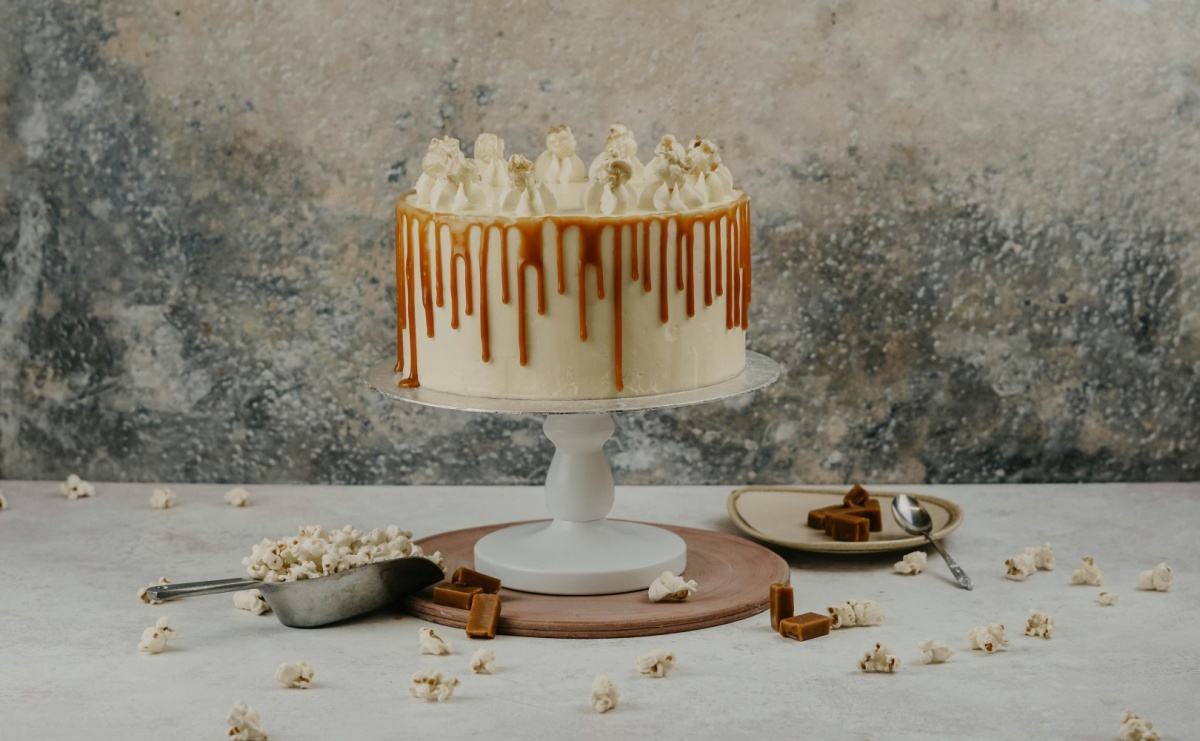 Zamsz w sprayu czy klasyczne barwniki? Porównanie technik i wskazówki - Serwis informacyjny z Raciborza - naszraciborz.pl