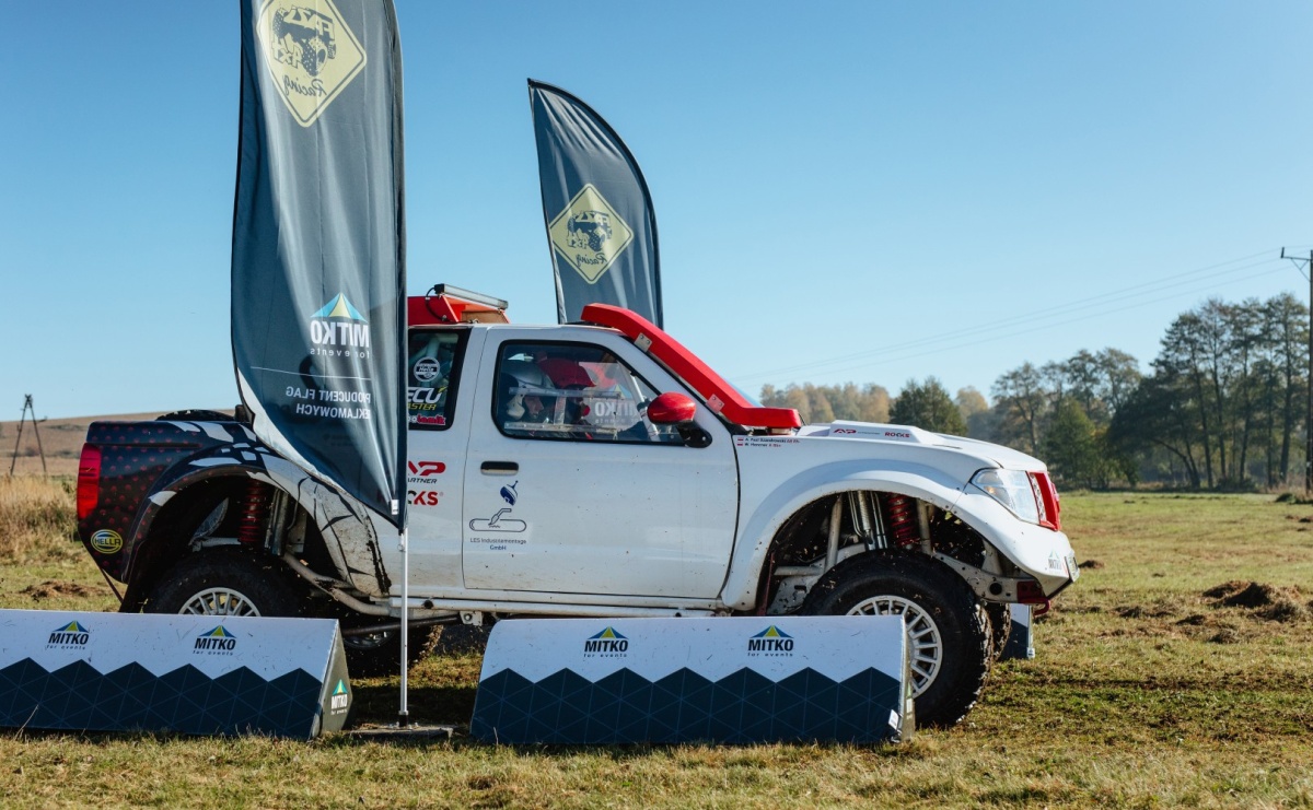 Jak wybrać flagę reklamową, która nie zniszczy się po kilku miesiącach? - Serwis informacyjny z Raciborza - naszraciborz.pl