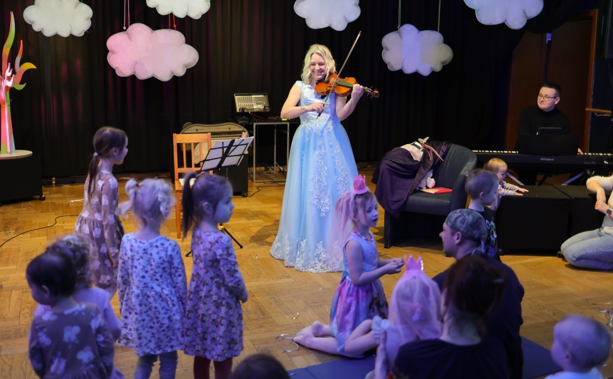 Maluchy w krainie dźwięku – Calineczka - Serwis informacyjny z Raciborza - naszraciborz.pl