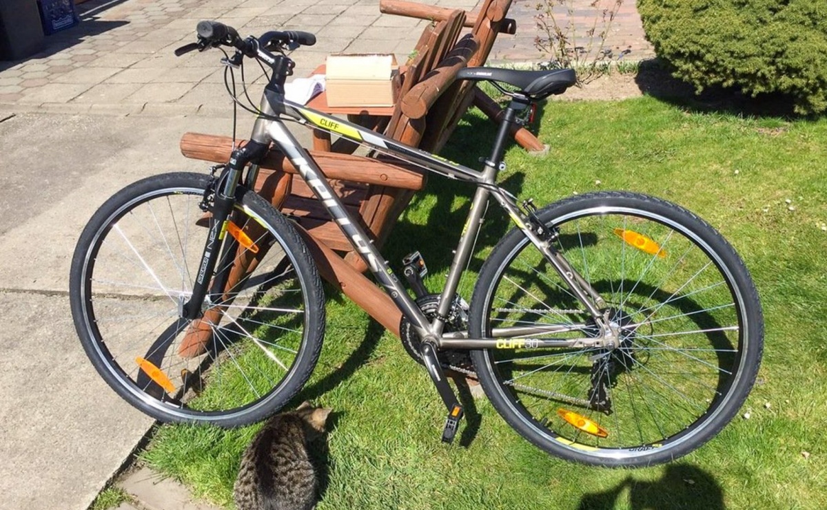 Komunikat raciborskiej policji: poszukiwany sprawca kradzieży roweru - Serwis informacyjny z Raciborza - naszraciborz.pl