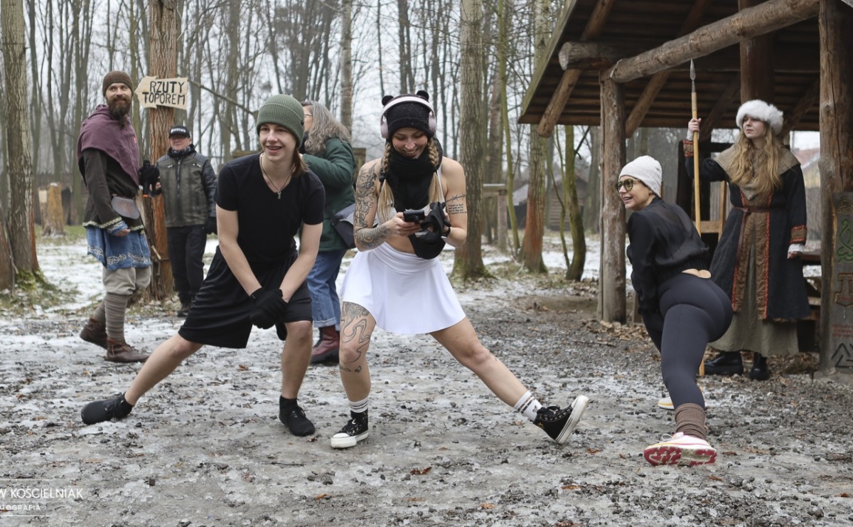 Morsy i ognisko w Grodzie – wspólne spotkanie mieszkańców i wsparcie dla WOŚP [FOTO i WIDEO] - Serwis informacyjny z Raciborza - naszraciborz.pl