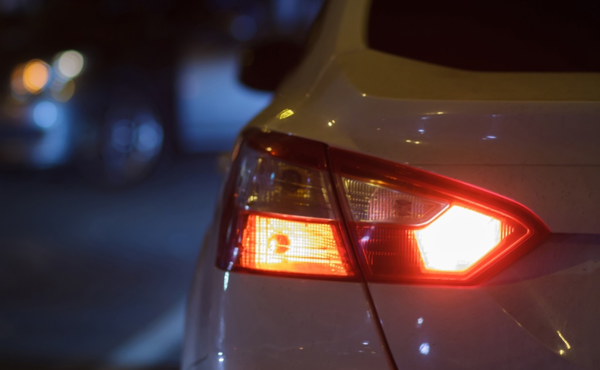 Na co zwrócić uwagę przy doborze świateł hamowania do pojazdu? - Serwis informacyjny z Raciborza - naszraciborz.pl