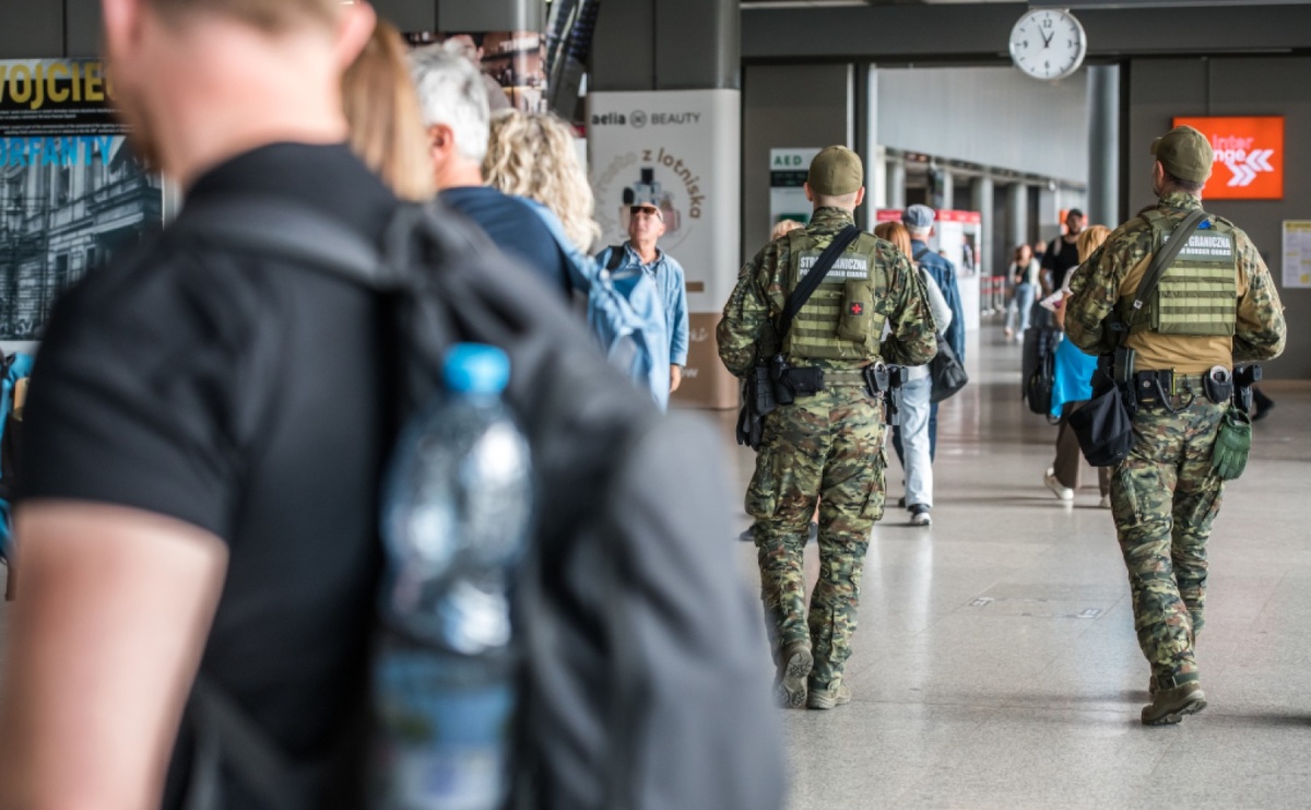 Agresywny Brytyjczyk nie poleciał do domu - Serwis informacyjny z Raciborza - naszraciborz.pl