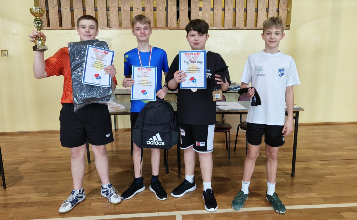 Turniej tenisa stołowego o puchar wójta gminy Nędza z rekordową frekwencją - Serwis informacyjny z Raciborza - naszraciborz.pl