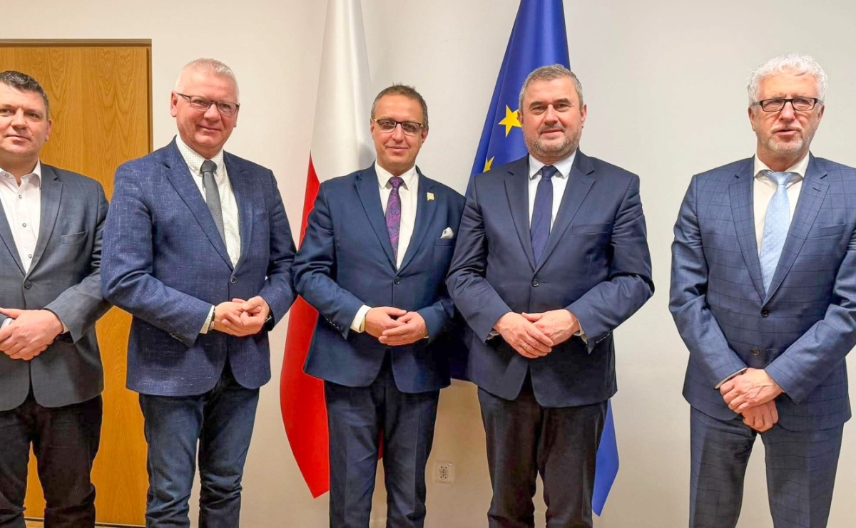 Prezydent w stolicy. Kolejny krok w budowie Regionalnej Drogi Racibórz–Pszczyna - Serwis informacyjny z Raciborza - naszraciborz.pl