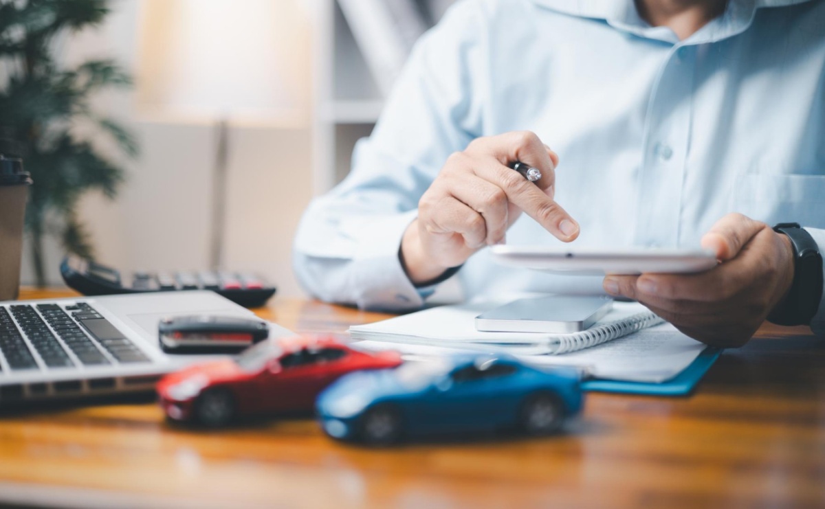 Jak sprawdzić koszt ubezpieczenia samochodu? Kilka sposobów - Serwis informacyjny z Raciborza - naszraciborz.pl