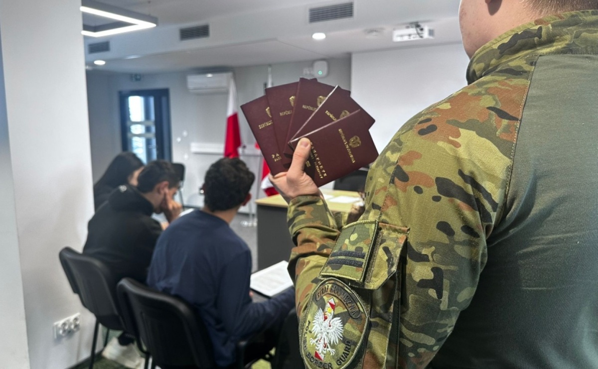 Miał przy sobie fałszywe 500 dolarów - Serwis informacyjny z Raciborza - naszraciborz.pl