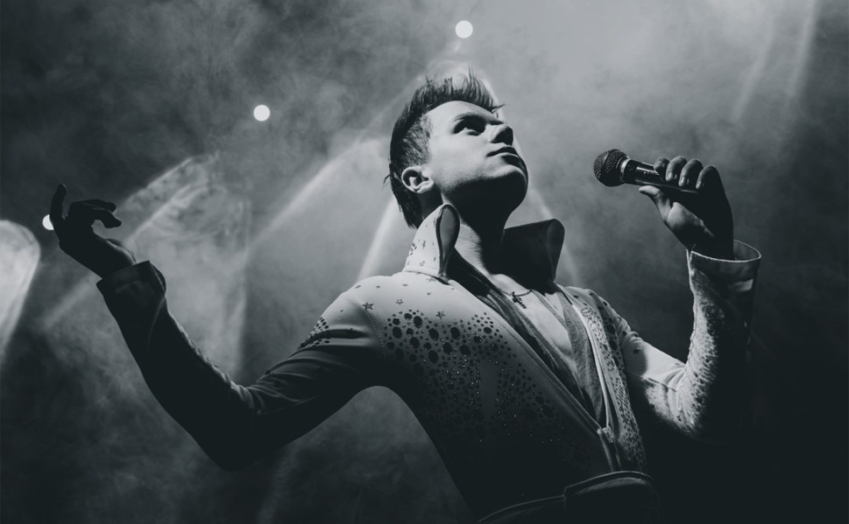 Dzień Kobiet w RCK z Elvisem Presleyem: Fabian Besta oraz goście i niespodzianki - Serwis informacyjny z Raciborza - naszraciborz.pl