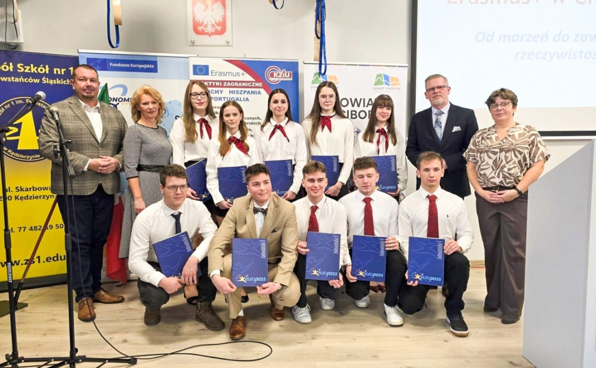 10 lat programu Erasmus+ w CKZiU nr 1 w Raciborzu - dekada doświadczeń, która zmienia przyszłość uczniów - Serwis informacyjny z Raciborza - naszraciborz.pl
