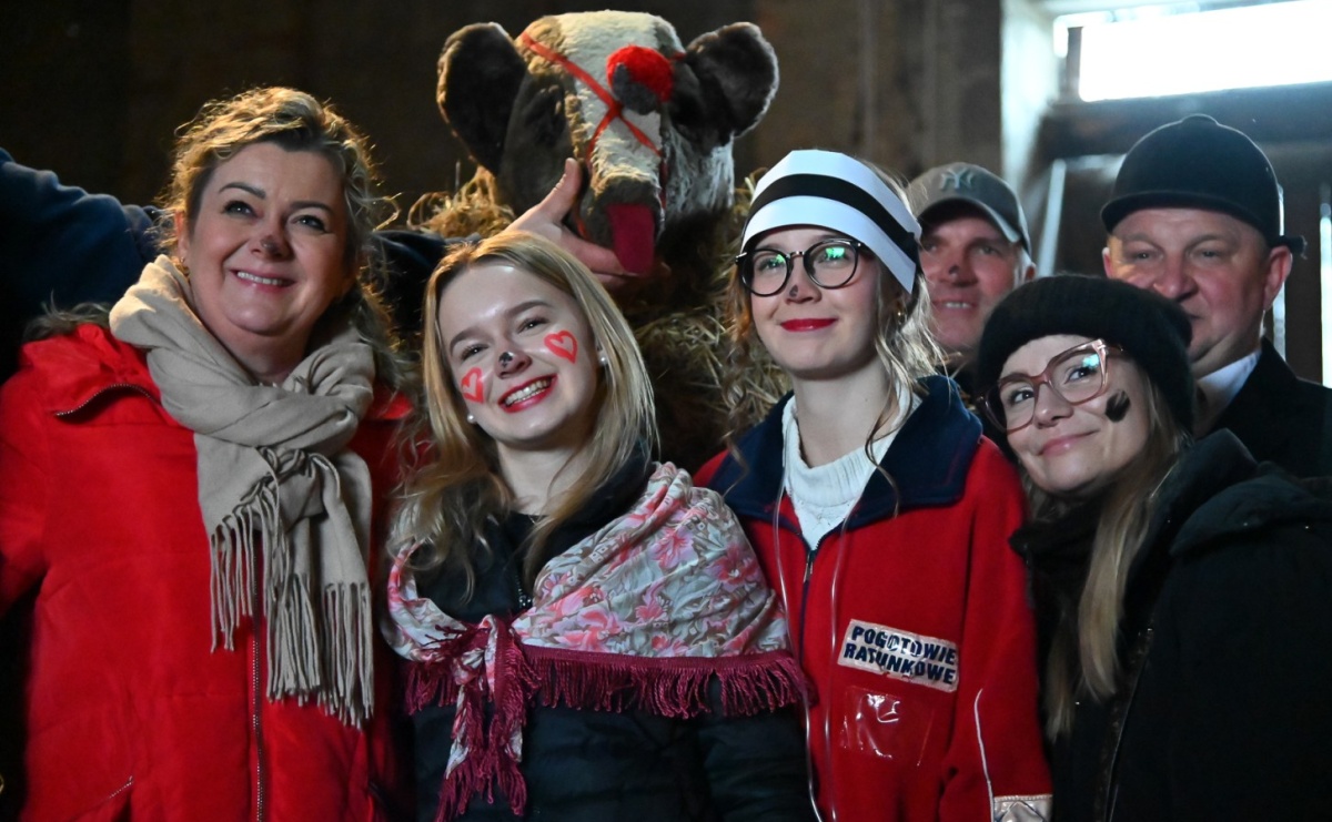 Samborowice żegną karnawał: Tanzbär i słomiane misie na bis! [GALERIA] - Serwis informacyjny z Raciborza - naszraciborz.pl