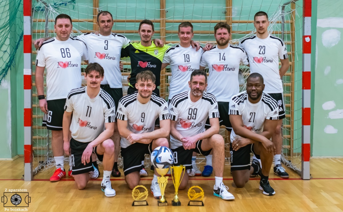 Wicher i Przyjaciele zgarnęli wszystko. Mistrzostwo i Superpuchar w rękach zespołu z Płoni [FOTO] - Serwis informacyjny z Raciborza - naszraciborz.pl