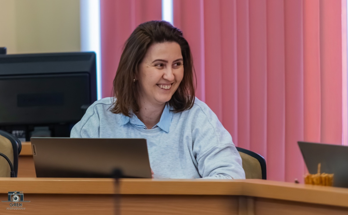 Zbyt mało miejsc, zbyt wiele problemów. Parkowanie przy Szkole Specjalnej pod lupą radnych - Serwis informacyjny z Raciborza - naszraciborz.pl