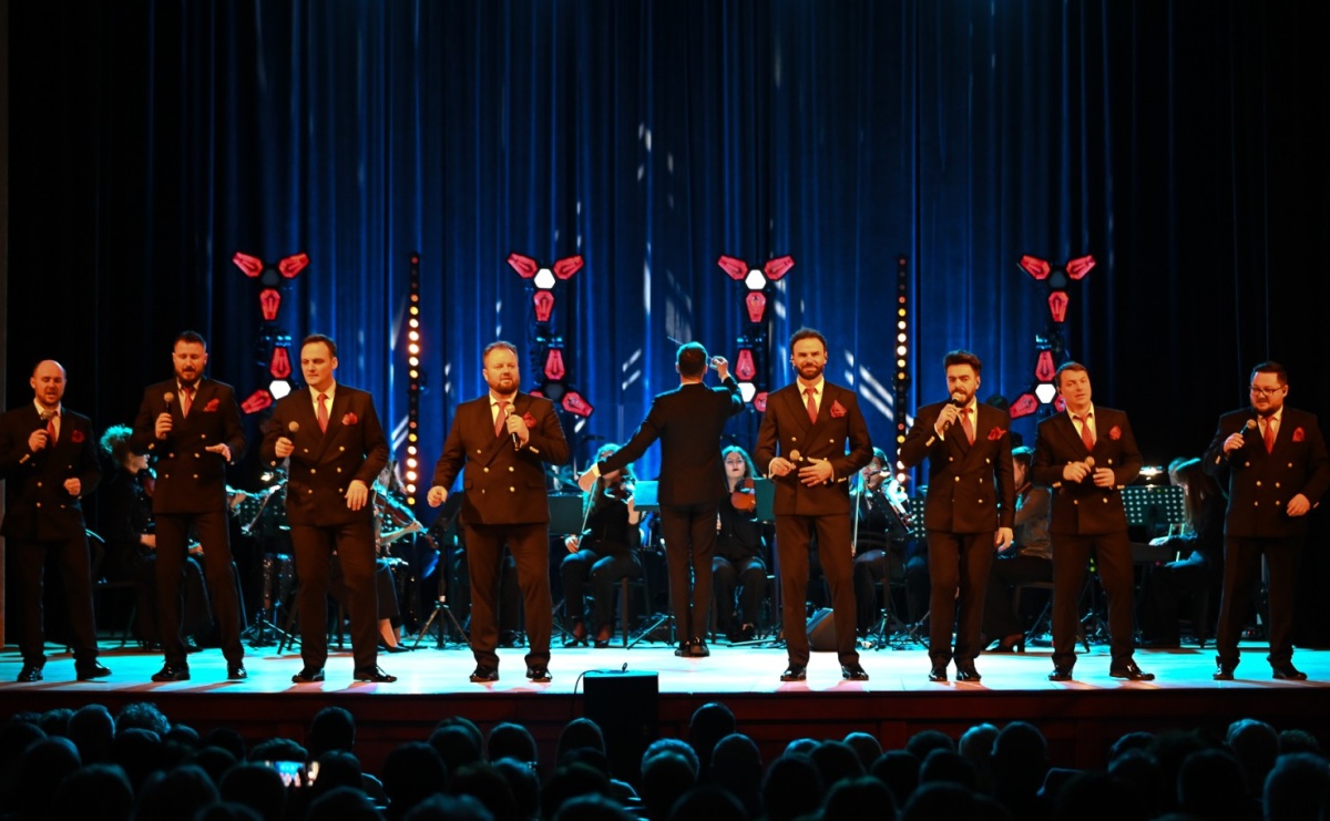 10 Tenorów – z miłości do kobiet. Muzyczne święto w Raciborskim Centrum Kultury [FOTO i WIDEO] - Serwis informacyjny z Raciborza - naszraciborz.pl