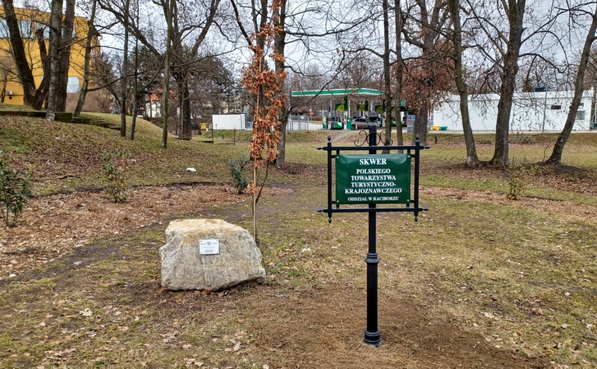 PTTK z własnym skwerem w Raciborzu - Serwis informacyjny z Raciborza - naszraciborz.pl