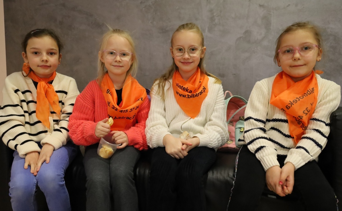 Z biblioteki na teatralną scenę - spotkanie z Tuwimem w Gliwicach - Serwis informacyjny z Raciborza - naszraciborz.pl