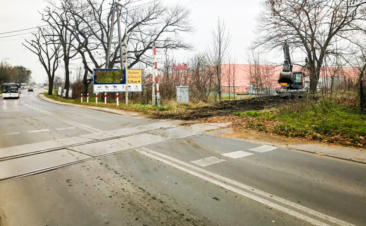 Prezydent z poparciem Rady Miasta pojedzie do ministra zabiegać o likwidację linii kolejowej Olza–Markowice - Serwis informacyjny z Raciborza - naszraciborz.pl