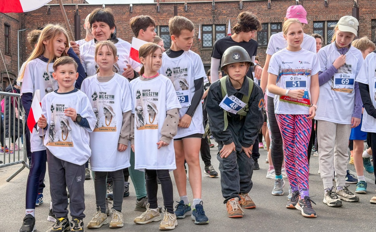 Blisko 100 uczestników na starcie XIV Biegu Tropem Wilczym w Raciborzu - Serwis informacyjny z Raciborza - naszraciborz.pl