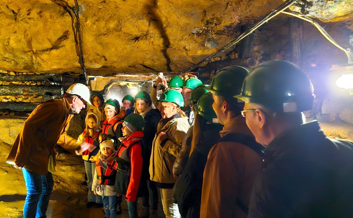 Raciborzanie zwiedzili Kopalnię Srebra w Tarnowskich Górach - Serwis informacyjny z Raciborza - naszraciborz.pl