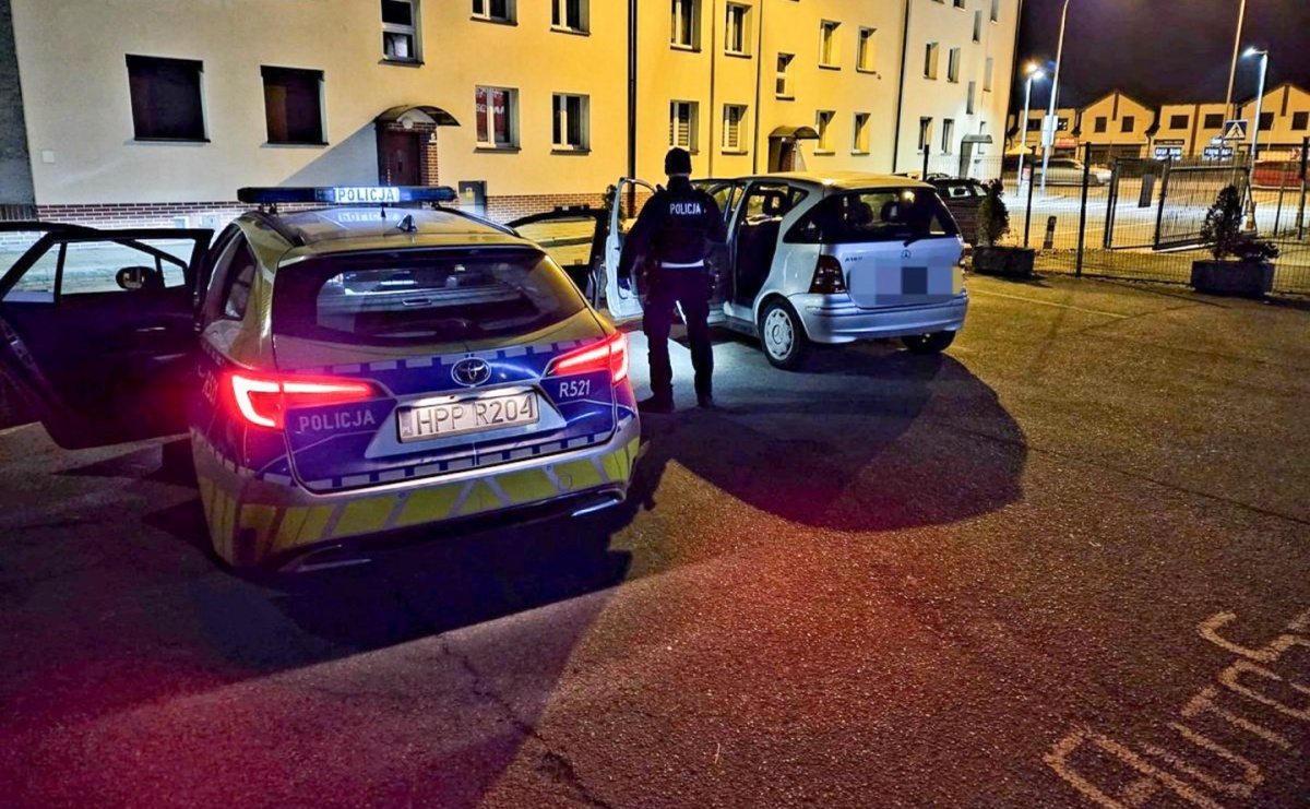 Wyprzedzał na przejściu dla pieszych. Policjanci odkryli narkotyki i zatrzymali kierowcę - Serwis informacyjny z Raciborza - naszraciborz.pl