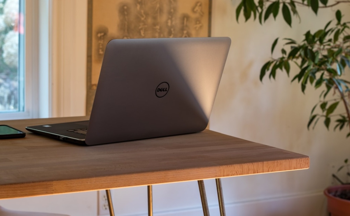 Dobry laptop za mniej niż 1 000 zł? To możliwe — wystarczy wiedzieć, gdzie szukać - Serwis informacyjny z Raciborza - naszraciborz.pl