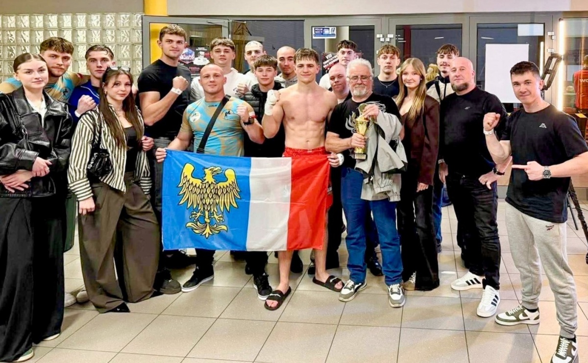 Mocny debiut Pawła Bogacza. Zawodnik Bartula Fight Club Racibórz zwycięża na gali w Mikołowie - Serwis informacyjny z Raciborza - naszraciborz.pl