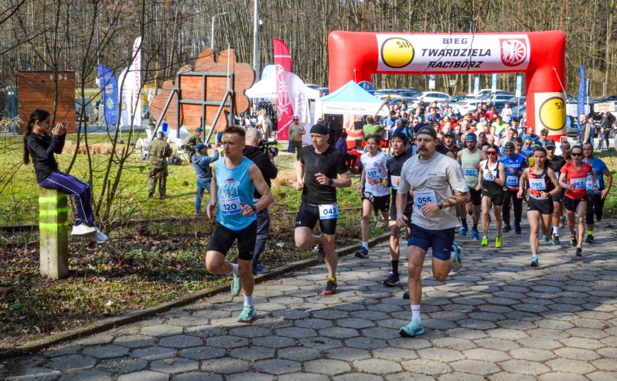 Mateusz Wolnik zwycięzcą XIV Biegu Twardziela w Raciborzu - Serwis informacyjny z Raciborza - naszraciborz.pl