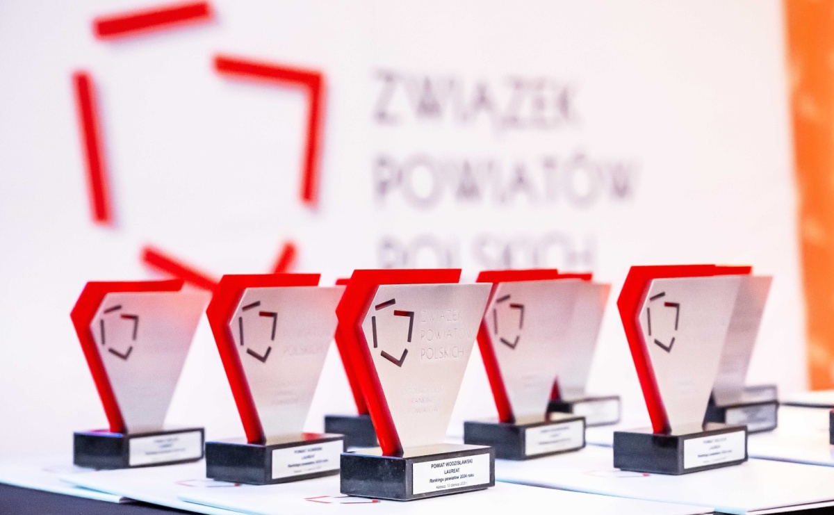 Powiat Raciborski z tytułem Dobry Polski Samorząd 2025. Dodatkowo wyróżnienie Super Powiat - Serwis informacyjny z Raciborza - naszraciborz.pl