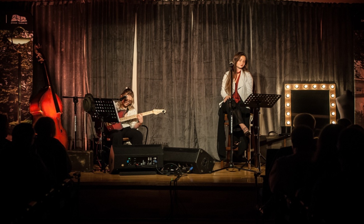 R&B Classic na Zamku Piastowskim: Wieczór w rytmie największych hitów [FOTO i WIDEO] - Serwis informacyjny z Raciborza - naszraciborz.pl