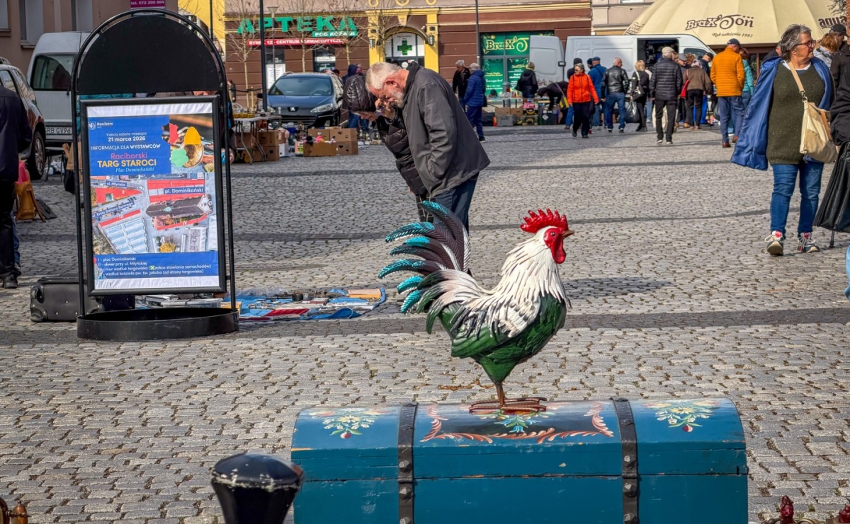 Wiosenne ożywienie na raciborskim targu staroci - Serwis informacyjny z Raciborza - naszraciborz.pl