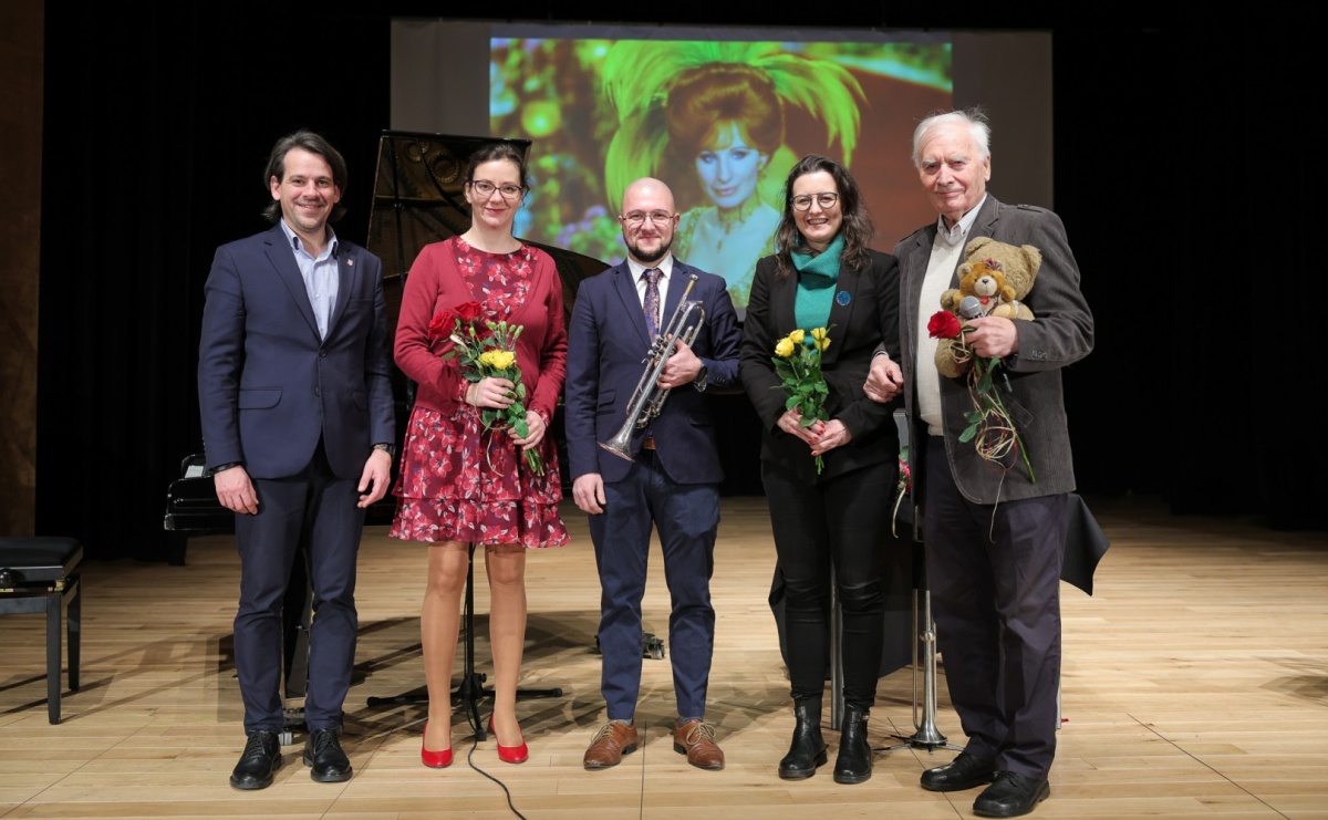 Być jak Louis Armstrong? TRĄBKA w kilku odsłonach na koncertach umuzykalniających - Serwis informacyjny z Raciborza - naszraciborz.pl