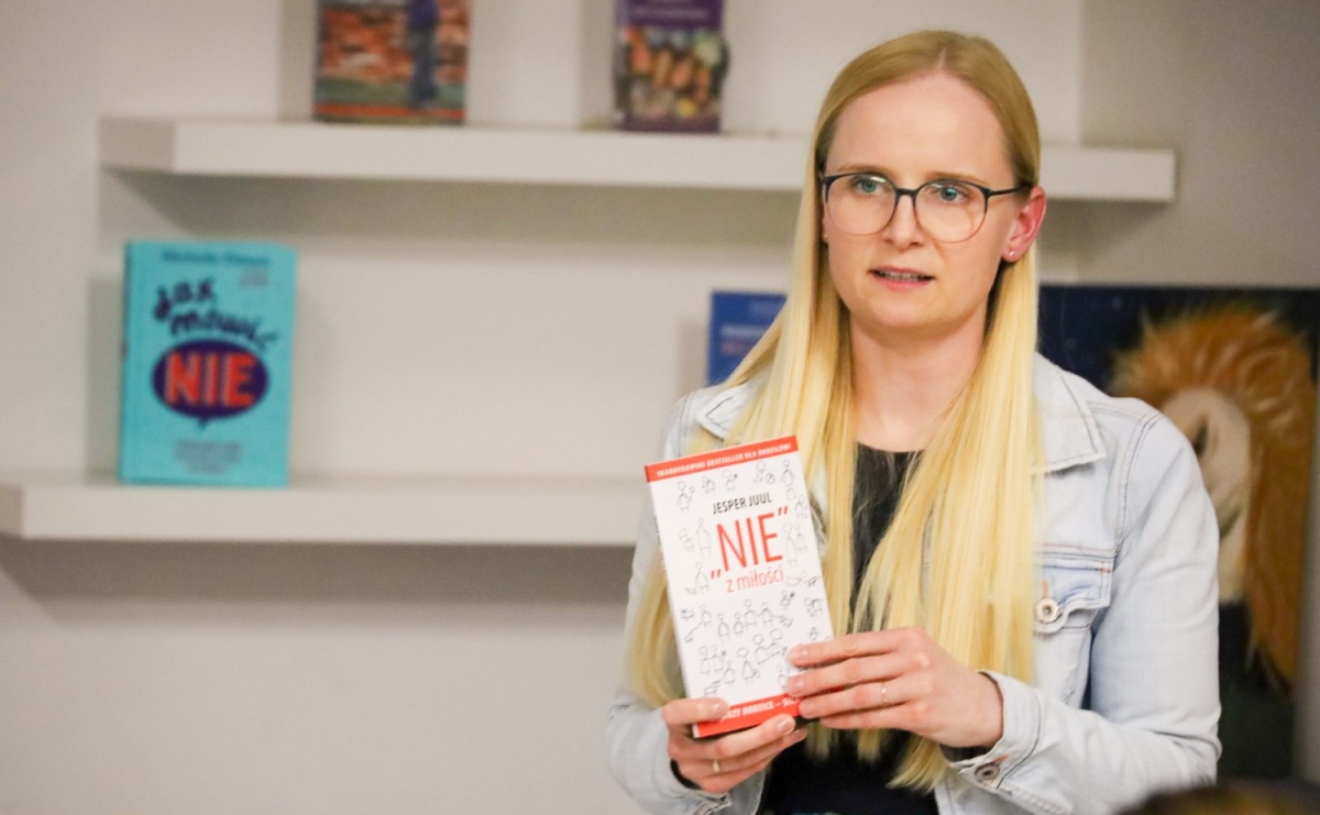 Jak mówić NIE z czystym sumieniem? Anita Kiderys w raciborskiej bibliotece - Serwis informacyjny z Raciborza - naszraciborz.pl