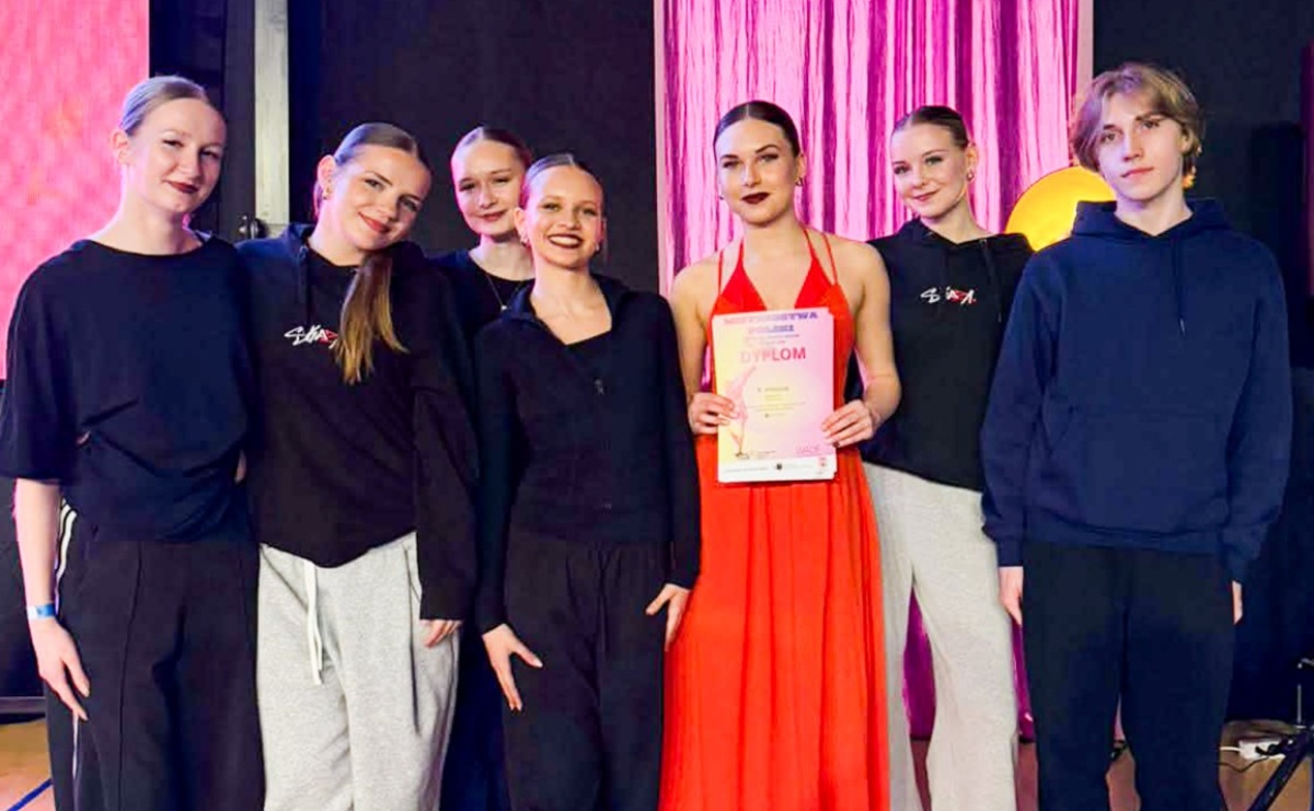 SKAZA z medalami Mistrzostw Polski WADF Artistic Show Dance 2026 - Serwis informacyjny z Raciborza - naszraciborz.pl