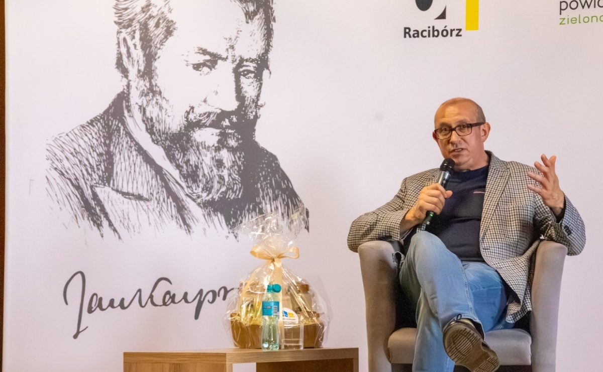 Jestem z Kasprowicza. Wybitny chirurg odwiedził I LO - Serwis informacyjny z Raciborza - naszraciborz.pl