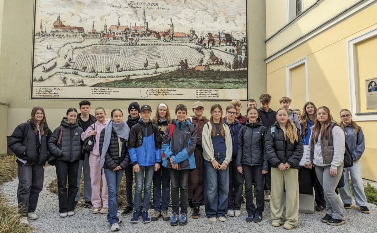 Wizyta uczniów z Gymnasium Roth w Raciborzu w świątecznej, wielkanocnej atmosferze - Serwis informacyjny z Raciborza - naszraciborz.pl