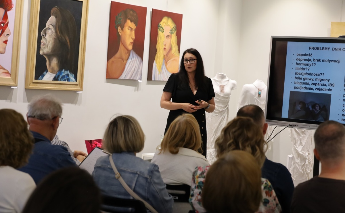 Witalność Seniora. Biblioteka w Ocicach zaprasza na prelekcję Magdaleny Kopel - Serwis informacyjny z Raciborza - naszraciborz.pl