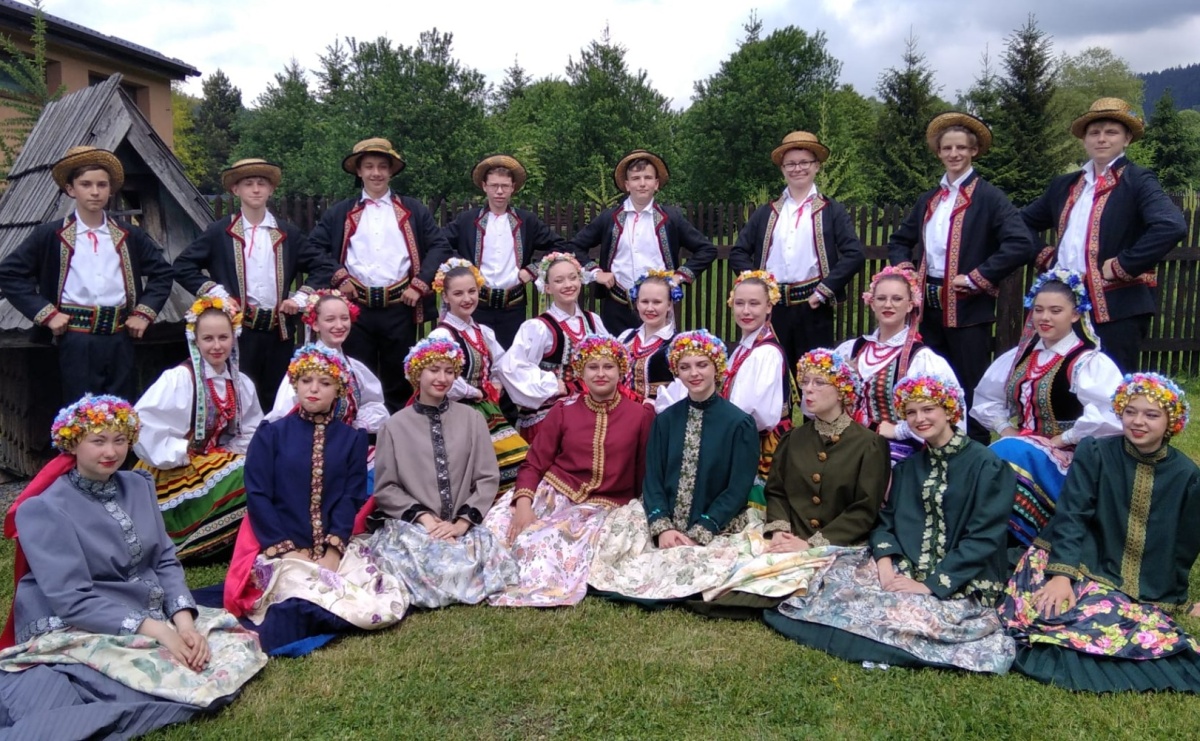 Taneczna podróż przez siedem regionów Polski - Serwis informacyjny z Raciborza - naszraciborz.pl