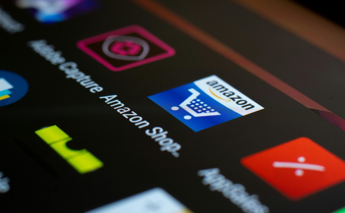 Sprzedaż na Amazon w Europie a VAT – jak uniknąć błędów i kar finansowych? - Serwis informacyjny z Raciborza - naszraciborz.pl