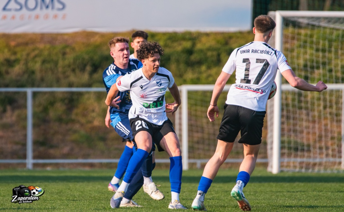 Dramat lidera przy Srebrnej. Unia straciła punkty w samej końcówce [FOTO] - Serwis informacyjny z Raciborza - naszraciborz.pl