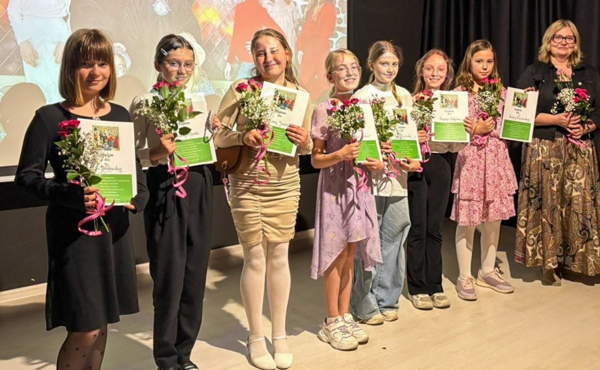 Filmołaki z SP1 zaklęte w starej księdze - Serwis informacyjny z Raciborza - naszraciborz.pl