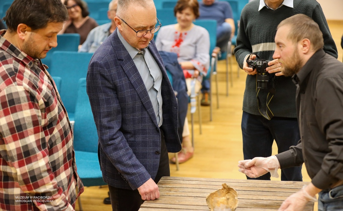 Archeologia na tropie tajemnic raciborskich Piastów. Spotkanie w Zamku Piastowskim - Serwis informacyjny z Raciborza - naszraciborz.pl