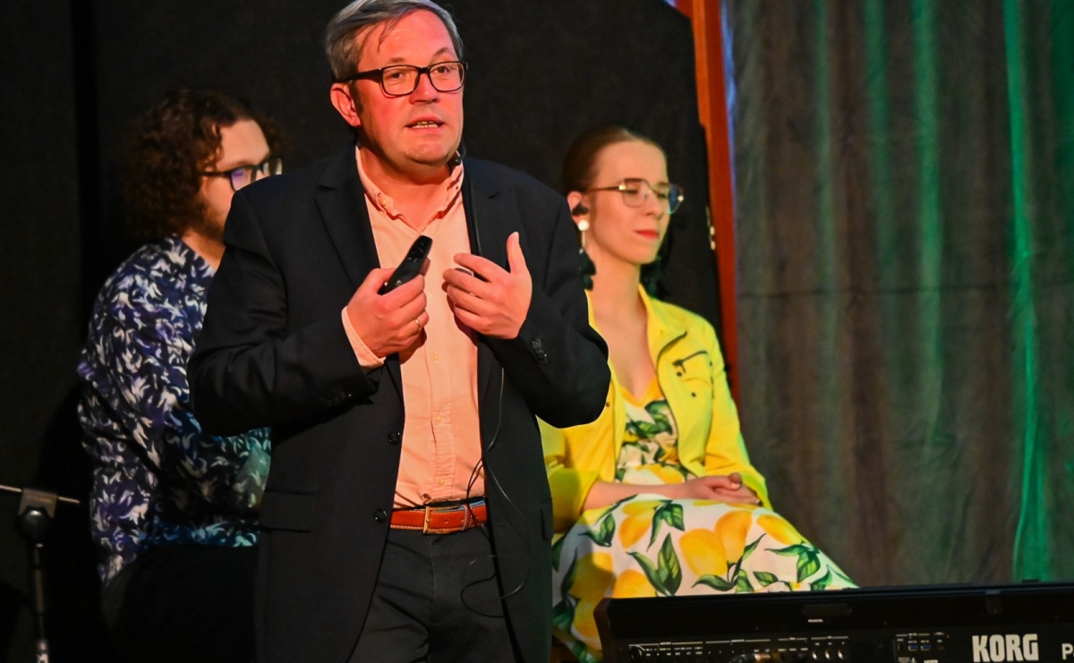 Winiarstwo, historia i muzyka w Zamku Piastowskim. Wieczór z opowieściami o winnicach Szlaku Bursztynowego - Serwis informacyjny z Raciborza - naszraciborz.pl