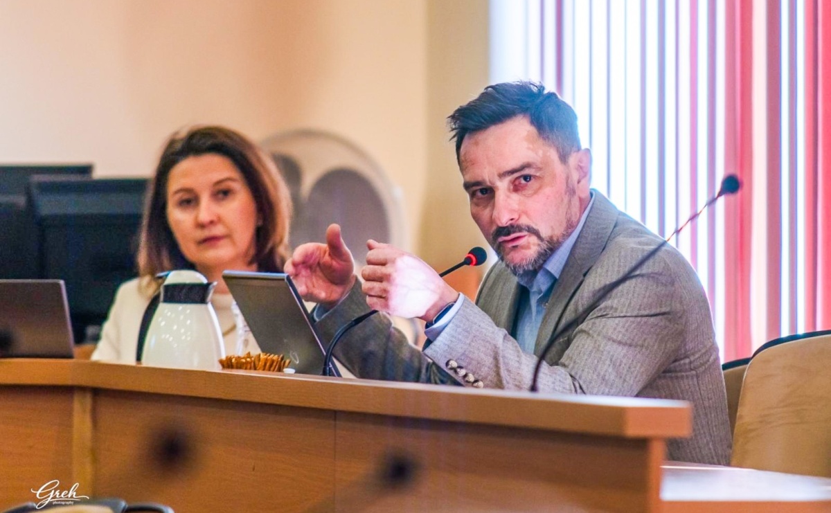 Odpady, pieniądze i zapachy. Burzliwa komisja w Raciborzu - Serwis informacyjny z Raciborza - naszraciborz.pl