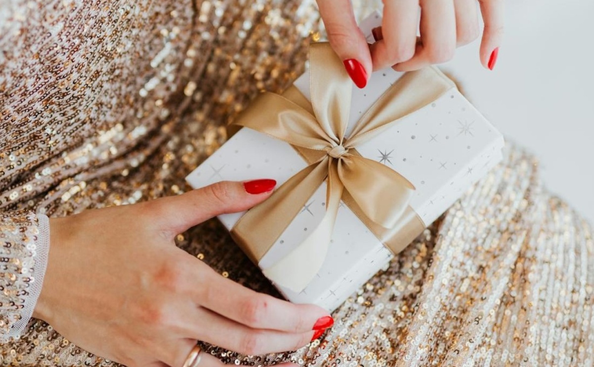 Ekskluzywny zestaw prezentowy – gotowy pomysł na elegancki upominek - Serwis informacyjny z Raciborza - naszraciborz.pl