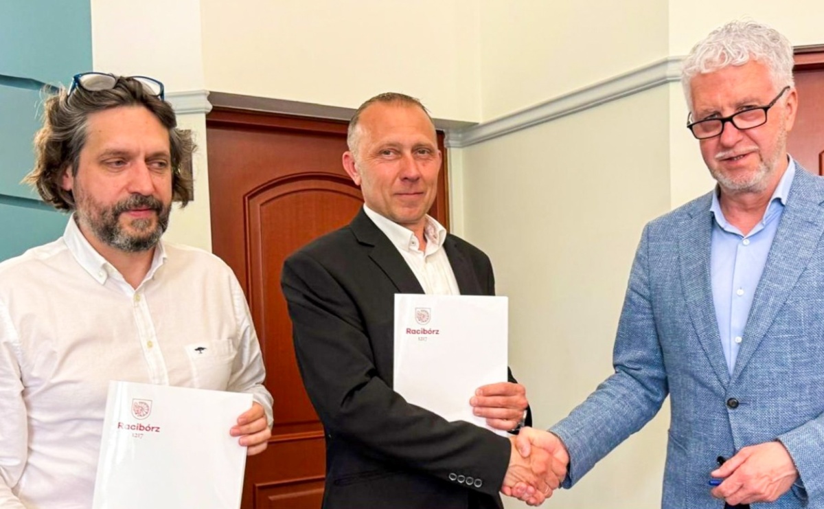Rusza rewitalizacja centralnej części raciborskiego Rynku. Prezydent podpisał umowę - Serwis informacyjny z Raciborza - naszraciborz.pl